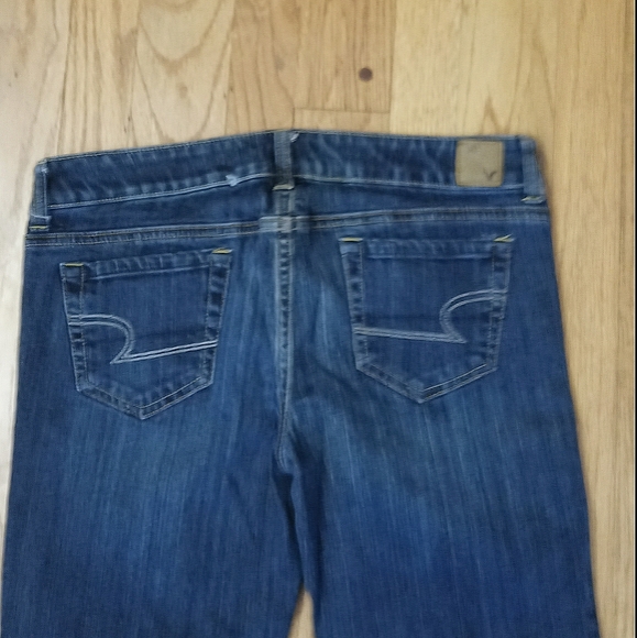 AMERICAN EAGLE FAVORITE BOYFRIEND JEANS 8 SHORT - Picture 2 of 7